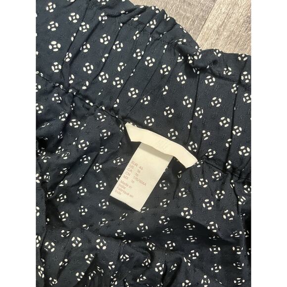 H&M Black Floral Off-Shoulder Smocked Top Women’s Size 16 Lightweight w Ties - Picture 2 of 6